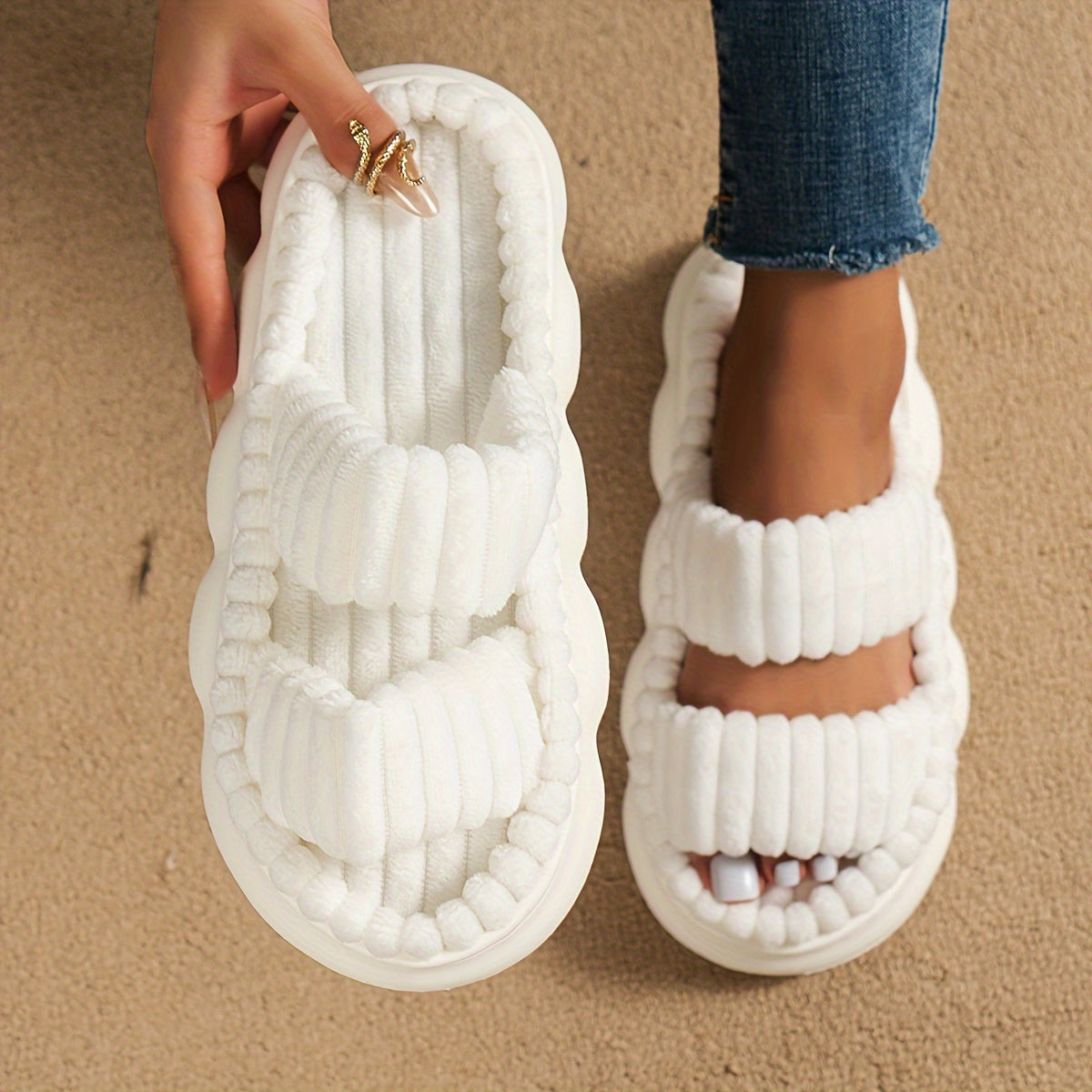 Women's Simple And Stylish Indoor Home Comfortable Non-Slip Soft Bottom Thick Open Toe Two Strap Faux Furry Slippers